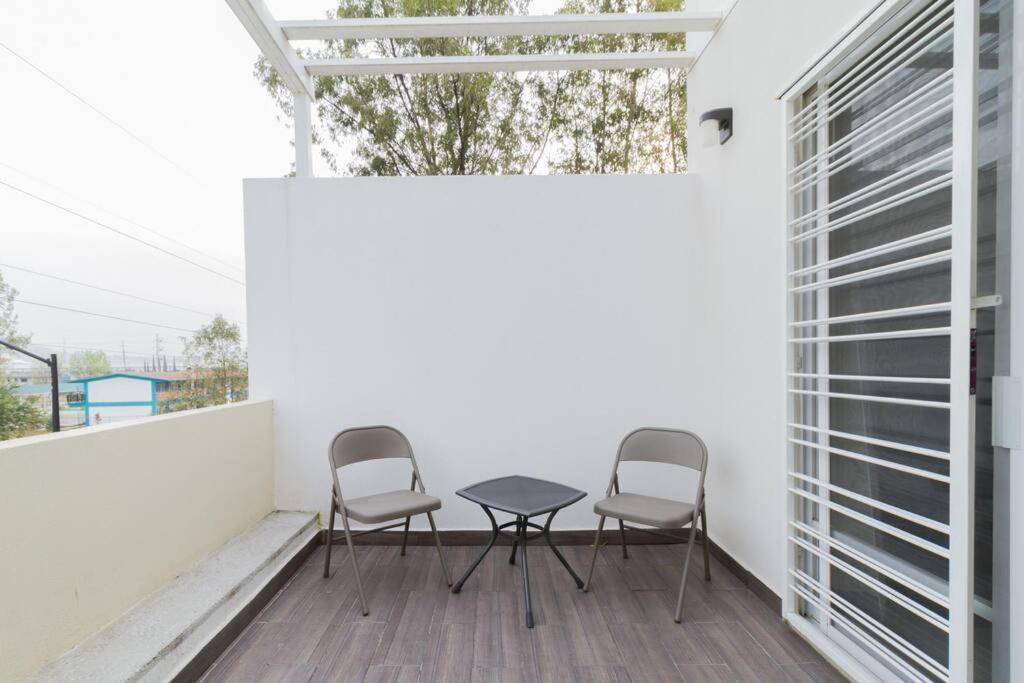 Casa Para Grupos Grandes Por El Iteso グアダラハラ エクステリア 写真